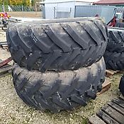 Case IH 650/65R38 und 540/65R28