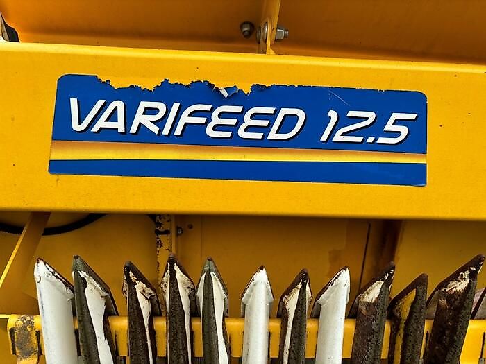 New Holland VARIFEED 12,5 M HD