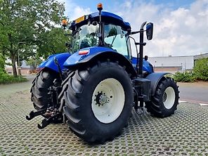 New Holland T7.220 PC New Holland T7.220 PC