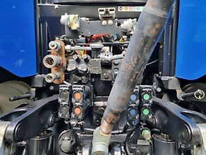 New Holland T7.220 PC New Holland T7.220 PC