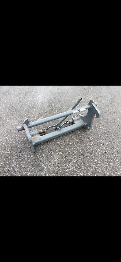 Bressel und Lade Adapterrahmen Kramer 720