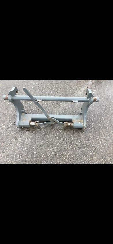 Bressel und Lade Adapterrahmen Kramer 720