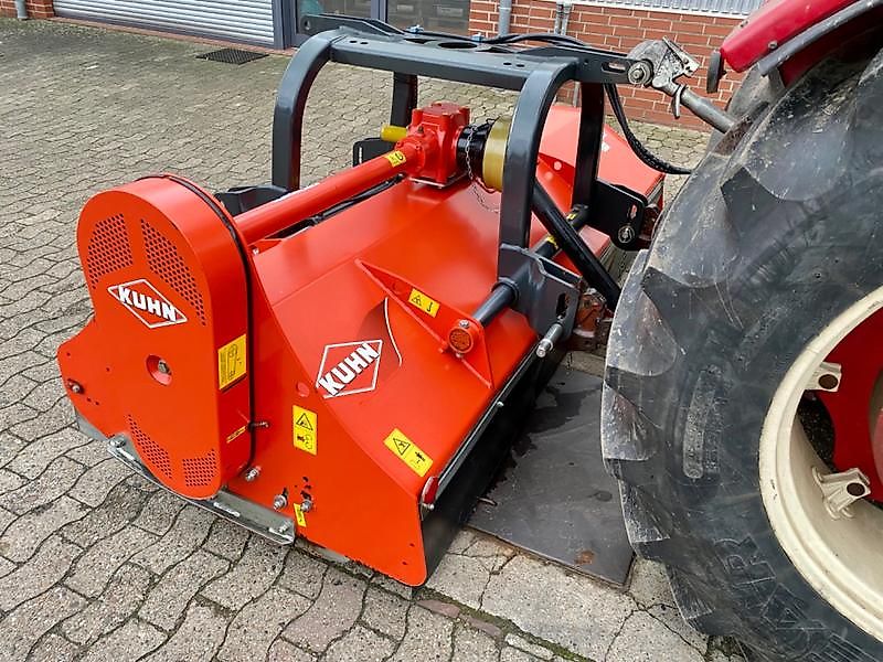 Kuhn BPR 280 Front- und Heckanbau