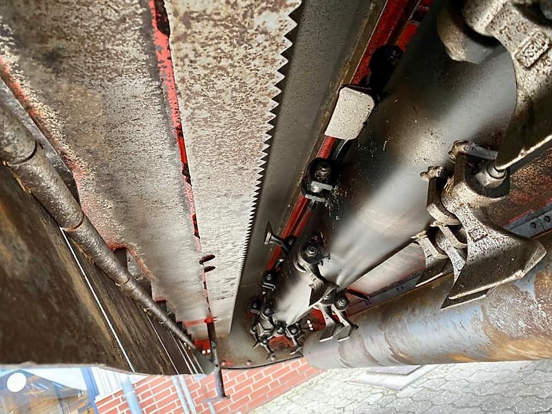 Kuhn BPR 280 Front- und Heckanbau