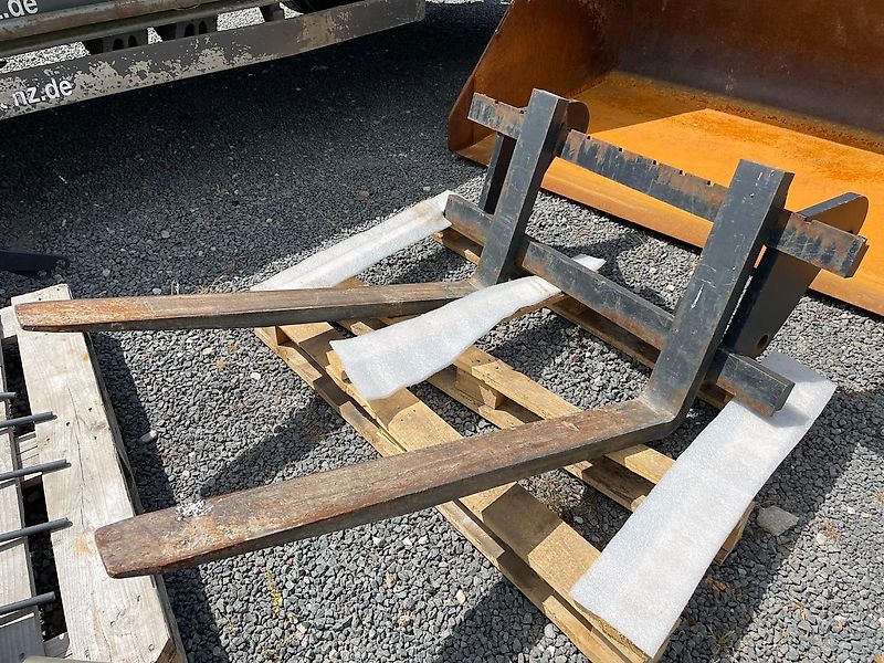 Komatsu WA 70M 6 Tonner mit nur 246 Stunden, inkl. 2 Werkzeugen