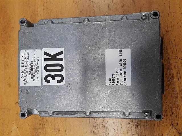 John Deere 8400 (Spare part/Reservedel/Ersatzteil)