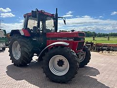 Case IH Case 1255XL