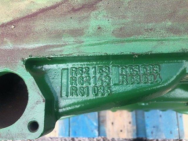 John Deere 6359D - Głowica Cylindrów - AR73978 , Re56303 , R62152 , R62143 , R61035 , R63694 (Części zamienne)