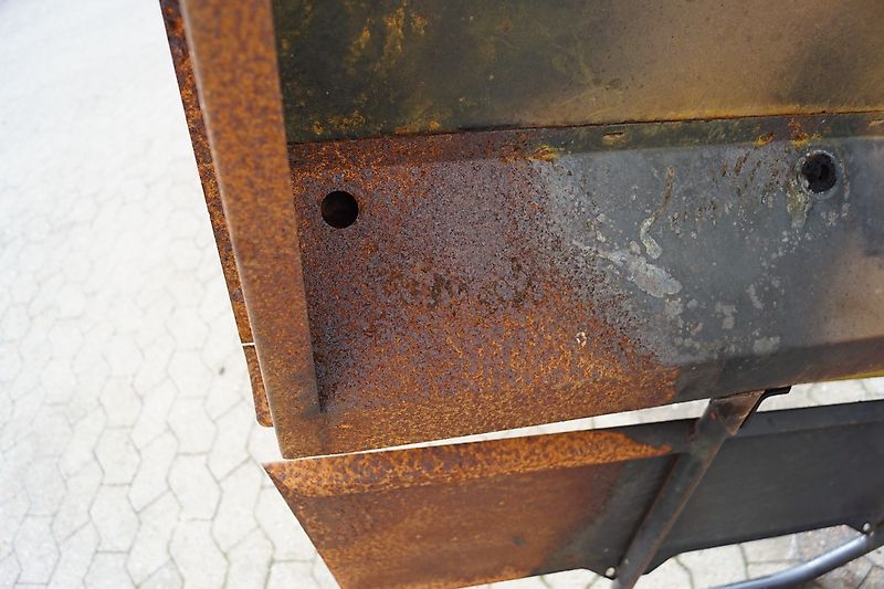 New Holland BB9090 (Spare part/Reservedel/Ersatzteil)