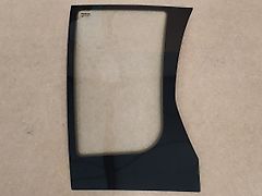 Deutz-Fahr SZYBA PRZEDNIA DOLNA AGROTRON SAME PRAWA 04429884