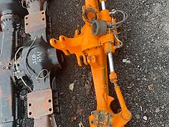 John Deere 6125R 6130R - oś przednia 735/303 - obudowa osi długa - AL209972 730 (Części zamienne)