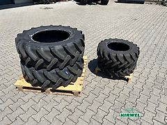 Mitas 360/70 R24 // 265/70 R16