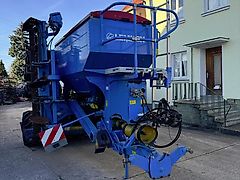 Lemken Compact Solitair 9/600 KK, BJ 2010, 6m AB, 4500l Tank, Reifenpacker, ISObus-Anschluß, OHNE SÄSCHIENE!!!