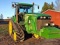 John Deere 8220T