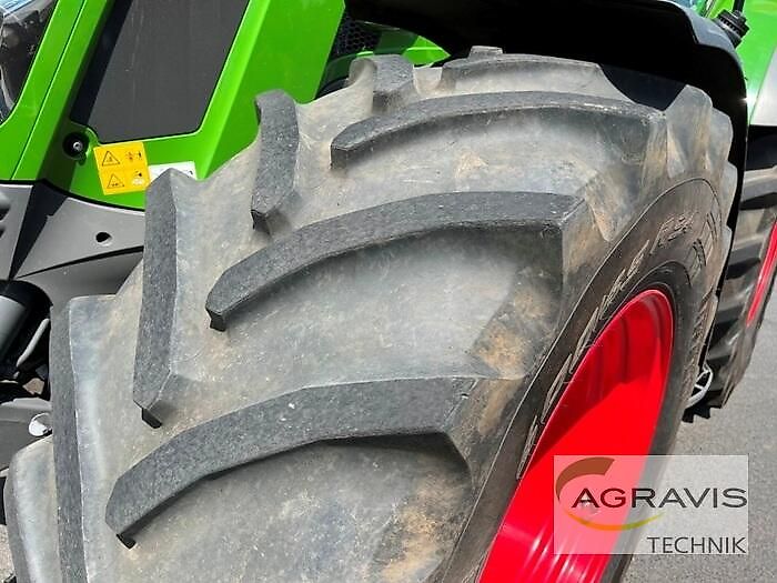 Fendt 828 VARIO S4 Profi Plus