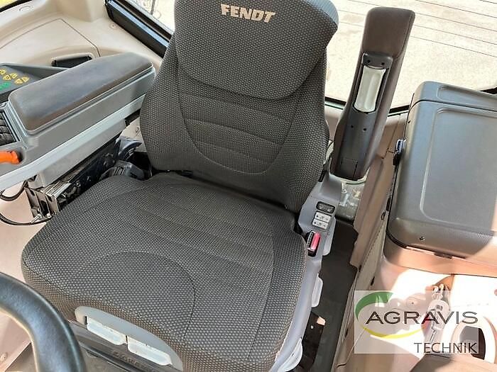 Fendt 828 VARIO S4 Profi Plus