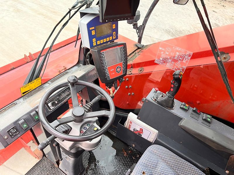 Kuhn SPV 12