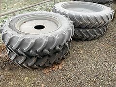 Alliance Alliance 13.6 R48 & Mitas 320/90 R32