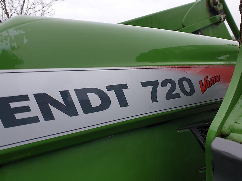 Fendt 720 Vario Power mit Frontlader