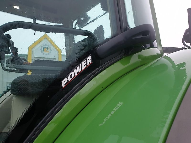 Fendt 720 Vario Power mit Frontlader