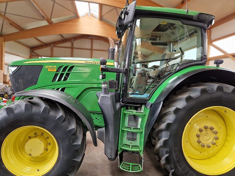 John Deere 6190R