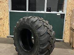 BKT fl 630 SUPER. 600/55 R22.5 162D. Nieuwe