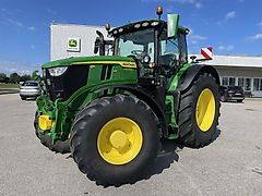 John Deere 6R 195