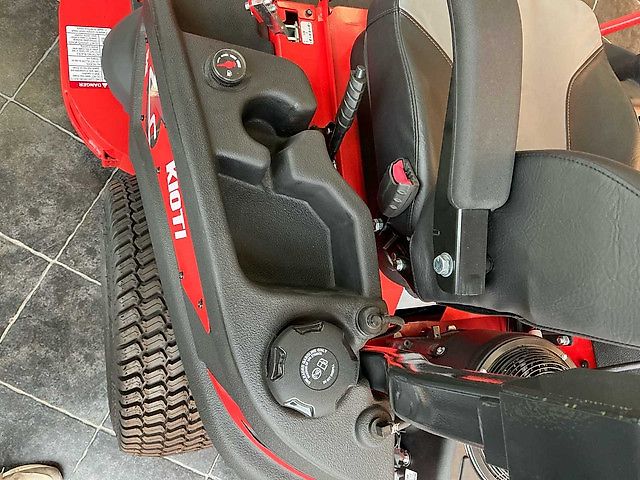 Kioti Zitmaaier/ Zero Turn Mower
