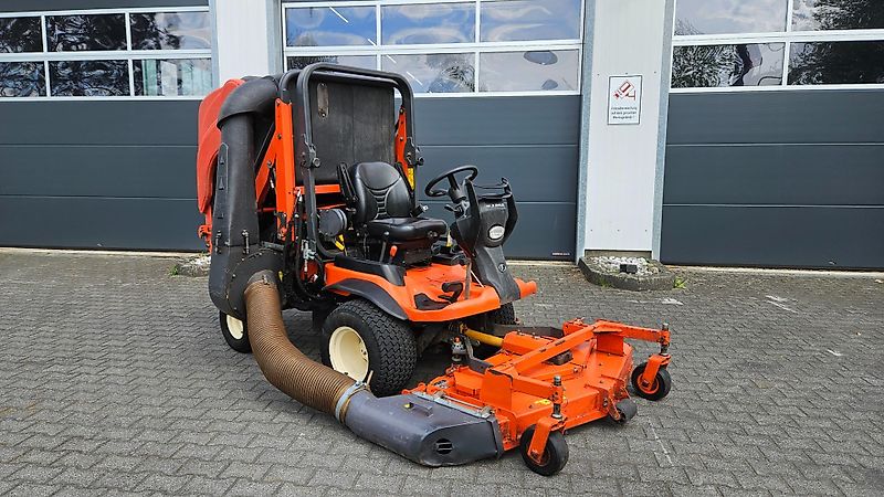 Kubota F3890