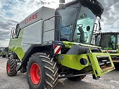 Claas TRION 520