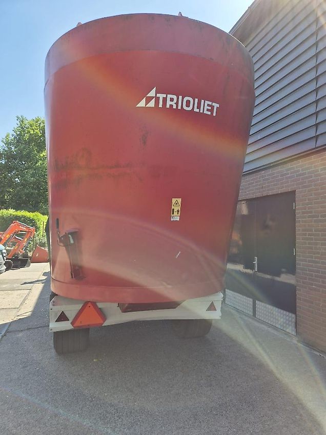 Trioliet Solomix ZK 2-2000 /2400 met opzetrand