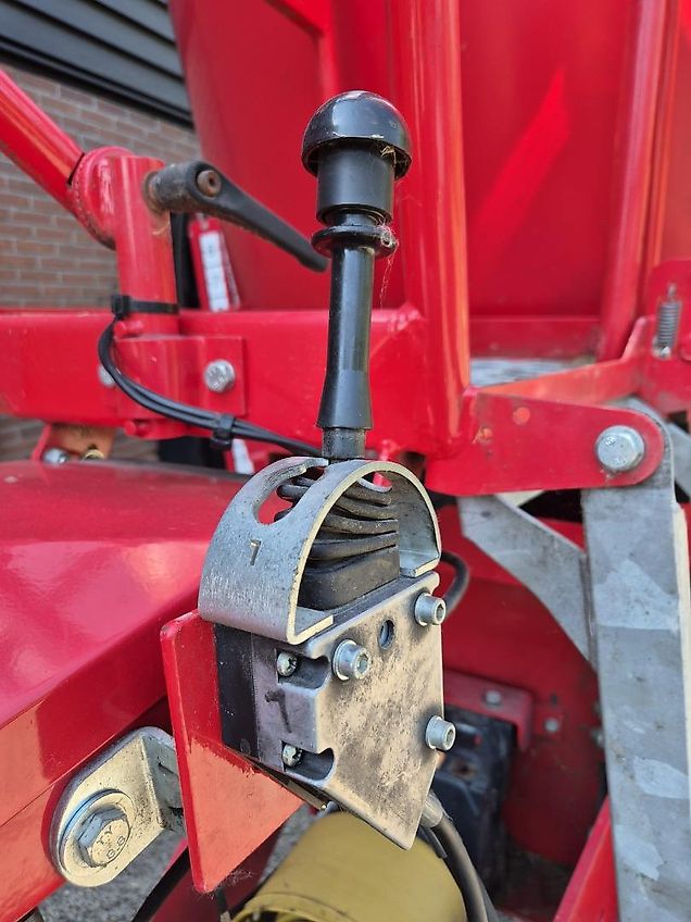 Trioliet Solomix ZK 2-2000 /2400 met opzetrand