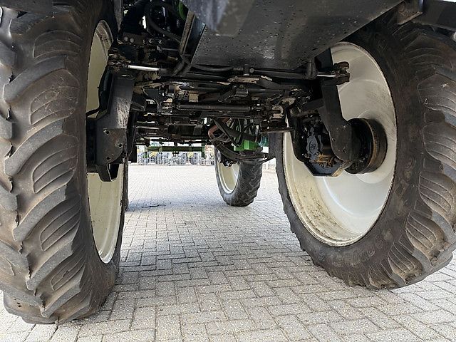 CHD Z2524 Zelfrijdende Veldspuit