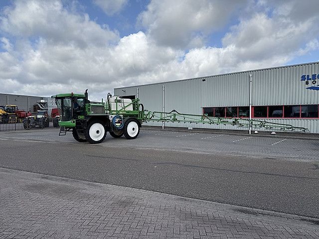 CHD Z2524 Zelfrijdende Veldspuit