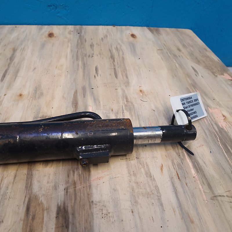 New Holland 760CG (Spare part/Reservedel/Ersatzteil)