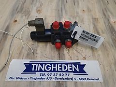 New Holland 760CG (Spare part/Reservedel/Ersatzteil)