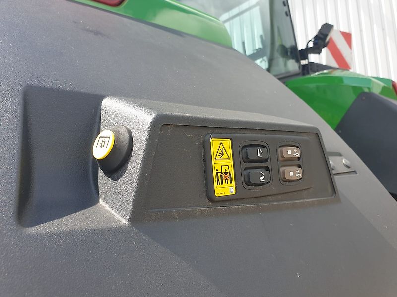 John Deere 7R 330 **MIETRÜCKLÄUFER**