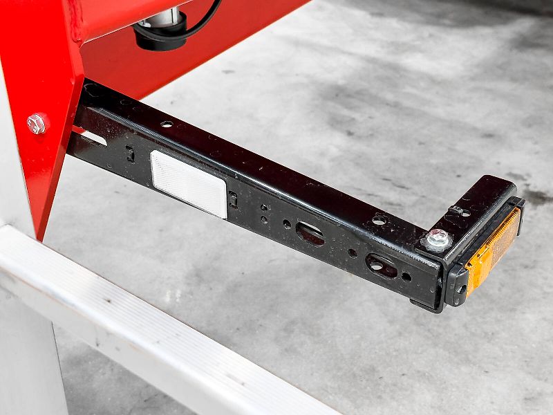 Krampe Big Body 900 (BB 900) 28 tons capacity, 46,1 m3, 3 axles, 80 cm extension, Made in Germany, premium trailer