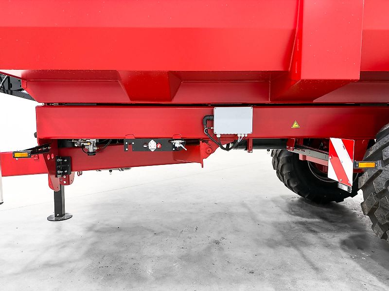 Krampe Big Body 900 (BB 900) 28 tons capacity, 46,1 m3, 3 axles, 80 cm extension, Made in Germany, premium trailer