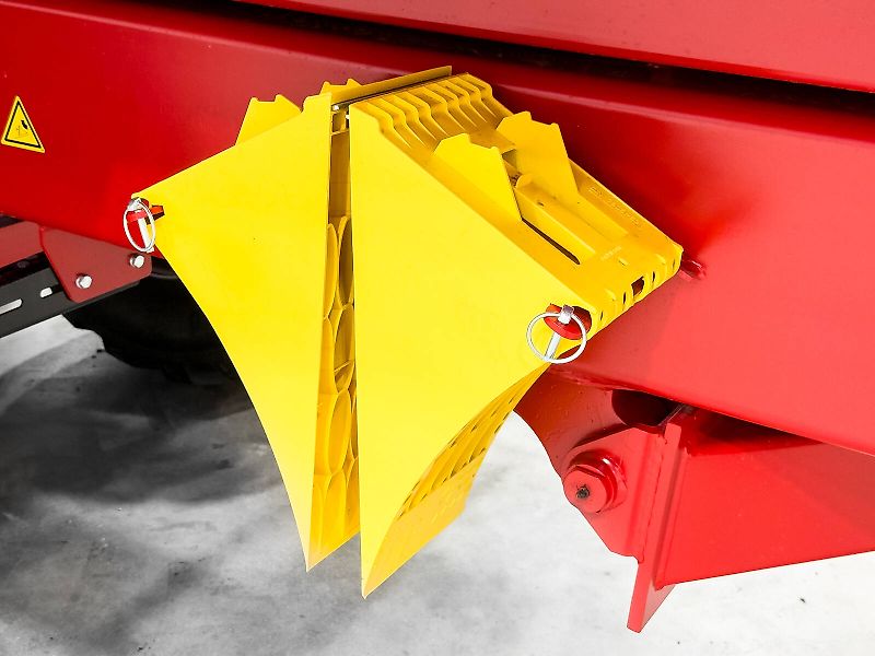 Krampe Big Body 900 (BB 900) 28 tons capacity, 46,1 m3, 3 axles, 80 cm extension, Made in Germany, premium trailer