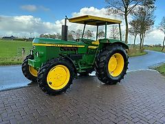 John Deere 2030S