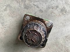 John Deere King Pin (used) - John Deere APL2045
