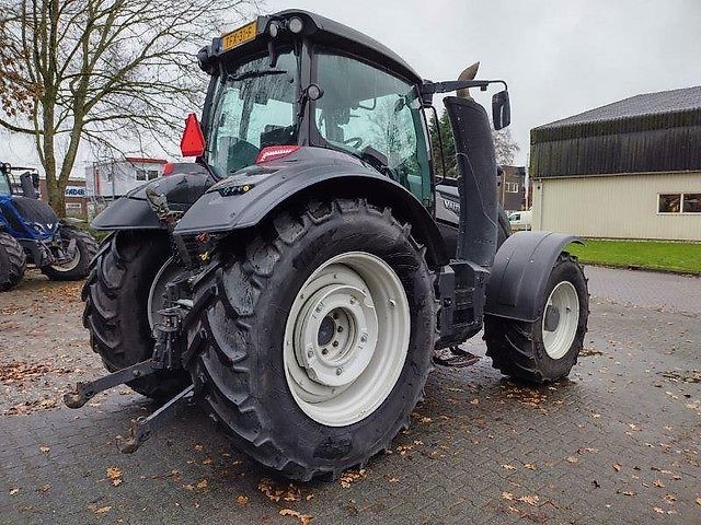 Valtra T 214 D