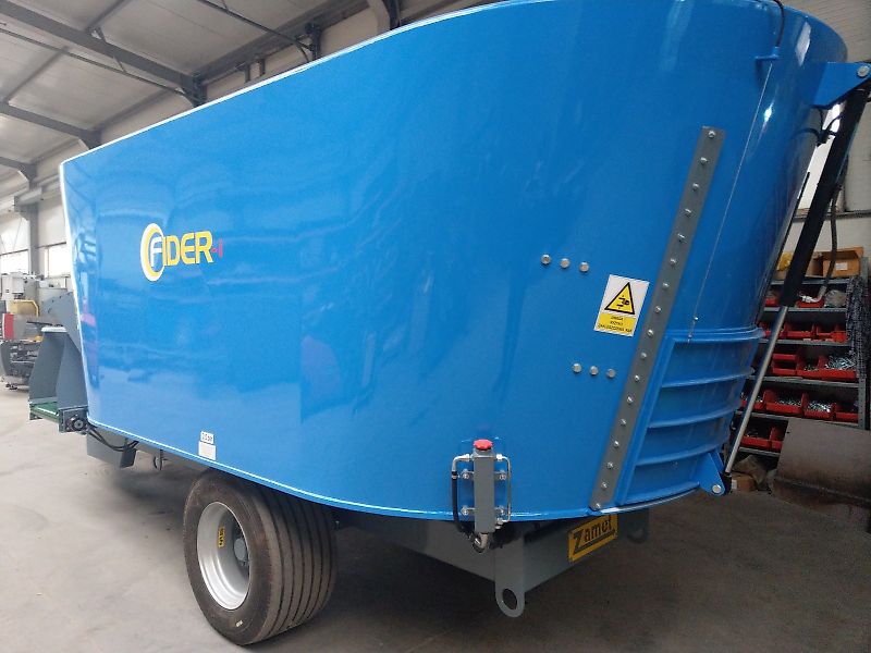 Zamet Futtermischwagen / Feed mixer / Melangeuse / Carro miscelatore / Кормораздатчик / Wóz paszowy 16 m3