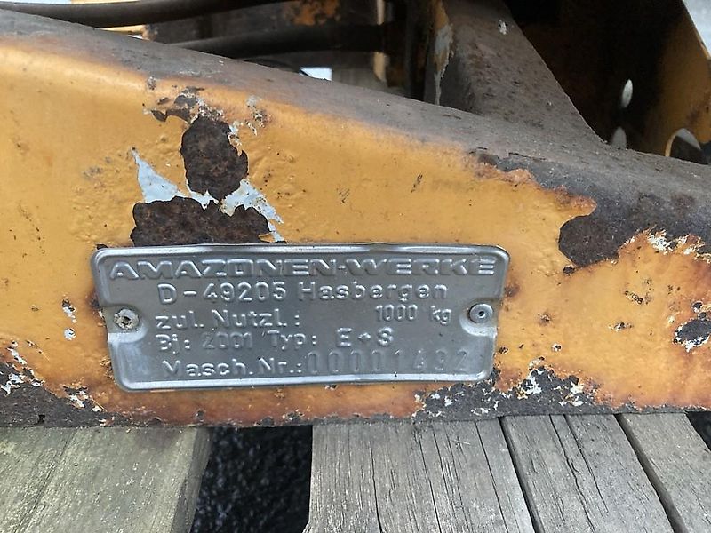 Rauch E+S Hydraulisch Angetriebener Salz und Splitstreuer