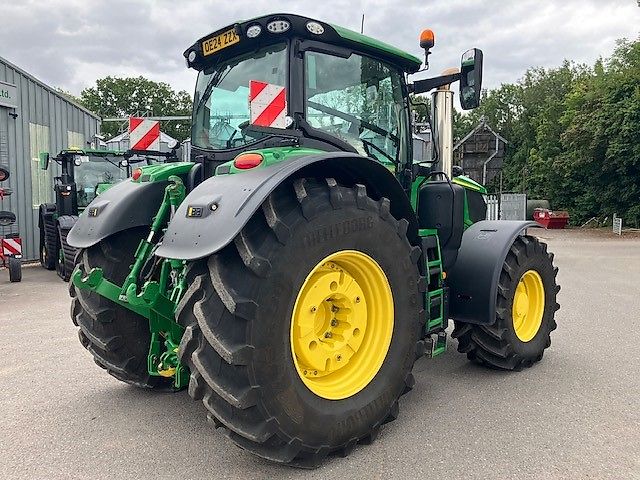 John Deere 6R 250