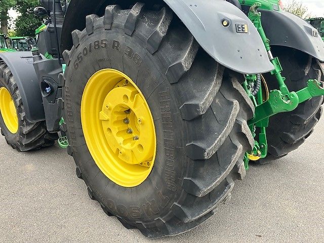 John Deere 6R 250