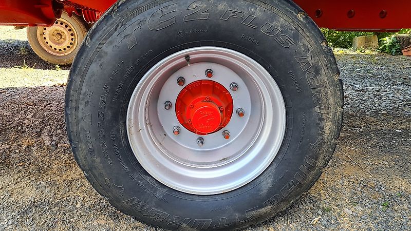Kuhn Profile 16.2 CS - Vorführwagen mit Förderband vorne