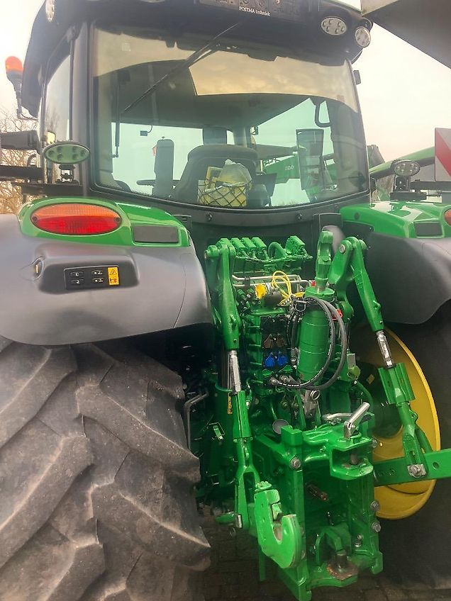 John Deere 6R 155