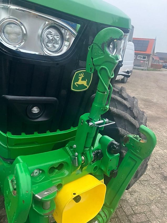 John Deere 6R 155